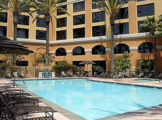 Crowne Plaza Anaheim Resort 04.[1]